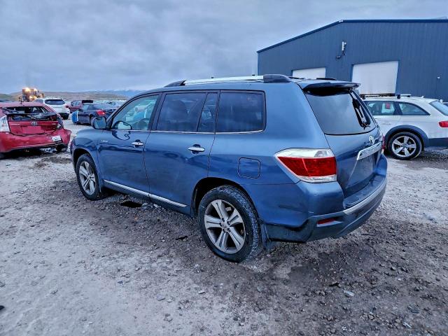 Photo 2 from auction – 2011 TOYOTA HIGHLANDER with VIN 5TDDK3EHXBS043823