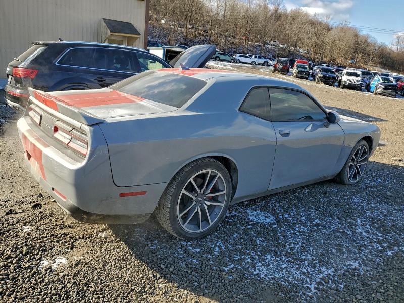 Photo 3 from auction – 2022 DODGE CHALLENGER with VIN 2C3CDZBT0NH118196