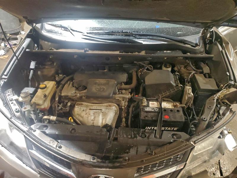 Photo 11 from auction – 2013 TOYOTA RAV4 LE with VIN JTMBFREV7DD016372