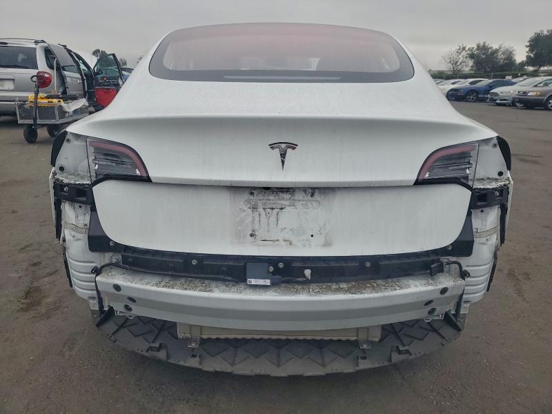 Photo 6 from auction – 2018 TESLA MODEL 3 with VIN 5YJ3E1EA6JF018480