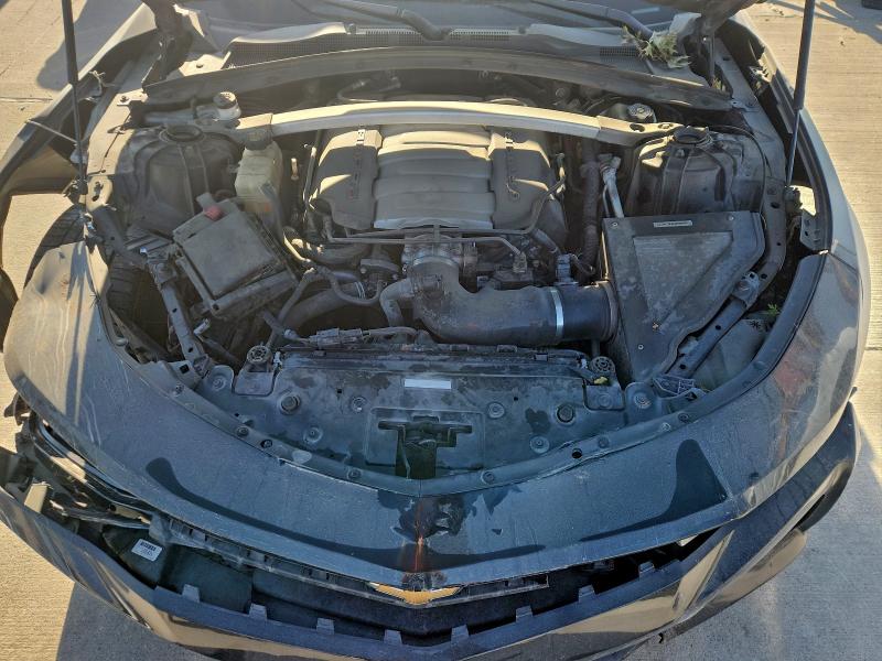 Photo 11 from auction – 2018 CHEVROLET CAMARO with VIN 1G1FF3D72J0169240