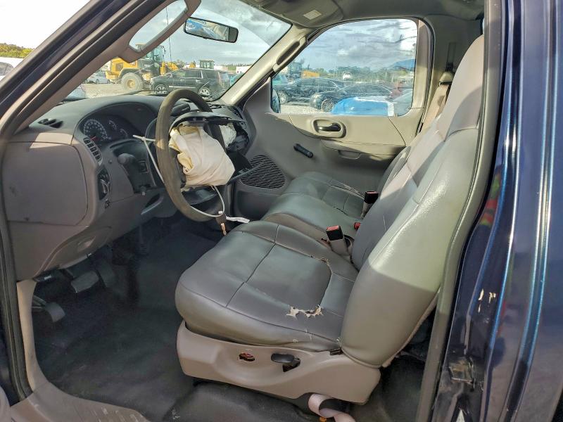 Photo 7 from auction – 2003 FORD F150 with VIN 1FTRF17203NA52576