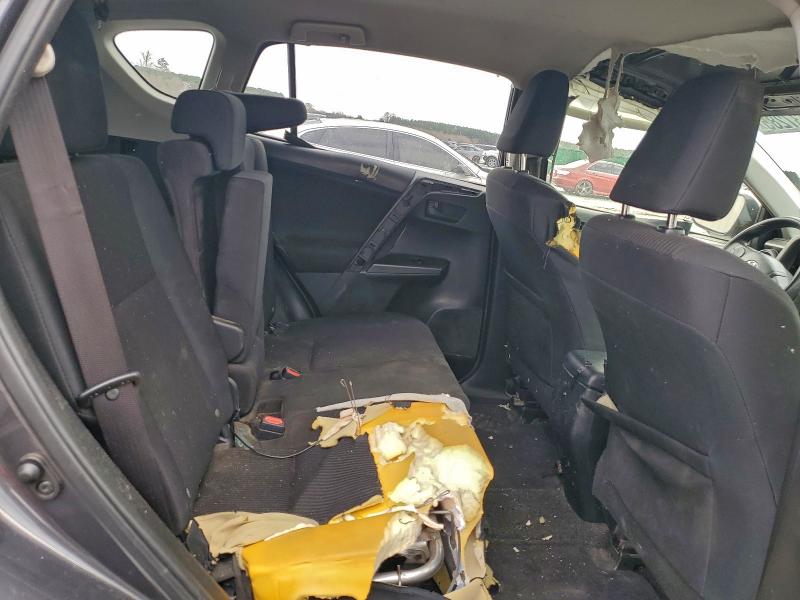 Photo 11 from auction – 2018 TOYOTA RAV4 LE with VIN JTMZFREV2JJ731989