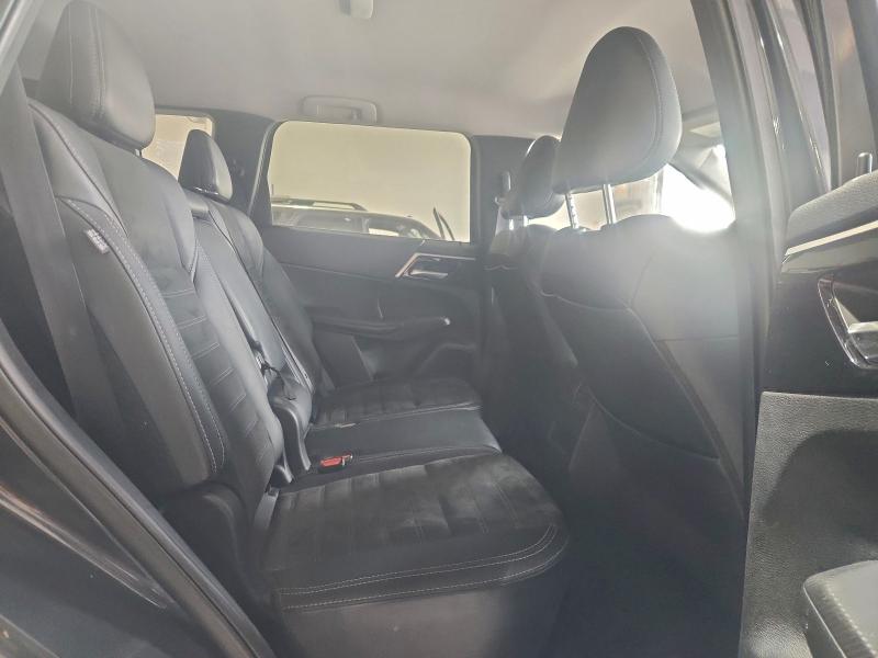 Photo 10 from auction – 2024 MITSUBISHI OUTLANDER with VIN JA4J3VA89RZ049939