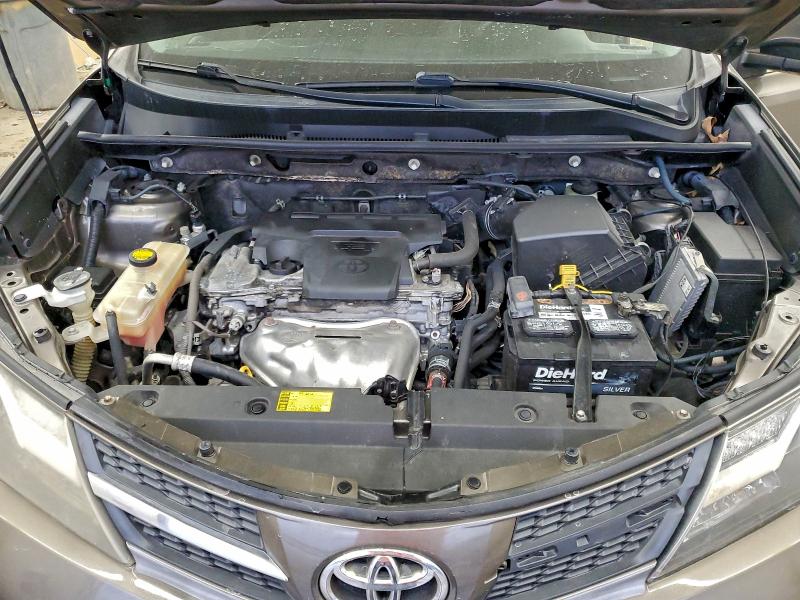 Photo 12 from auction – 2014 TOYOTA RAV4 LE with VIN JTMZFREV8ED029602