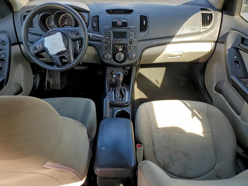 Photo 8 from auction – 2012 KIA FORTE with VIN KNAFU4A20C5606960