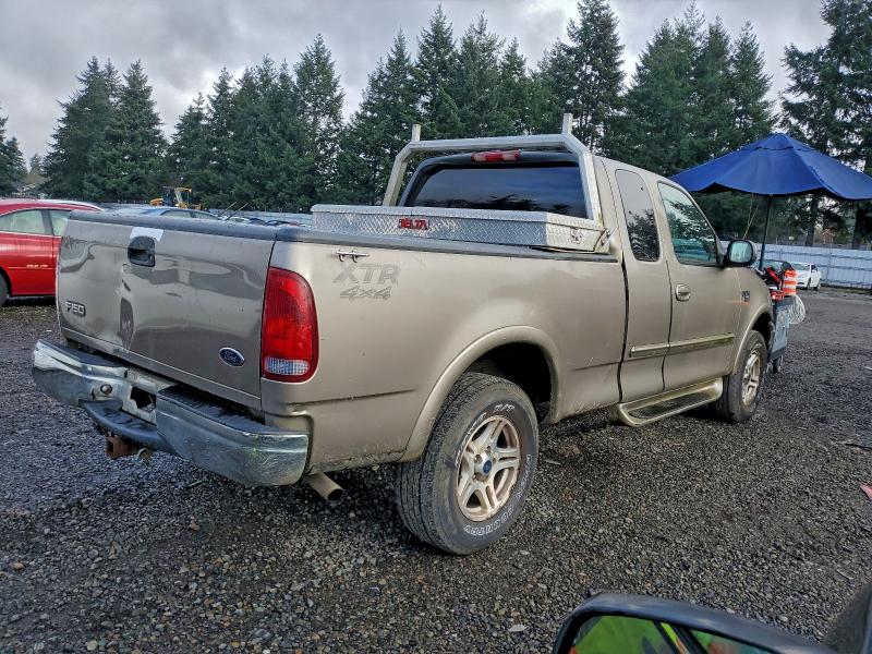 Photo 3 from auction – 2003 FORD F150 with VIN 2FTRX18L03CA21208