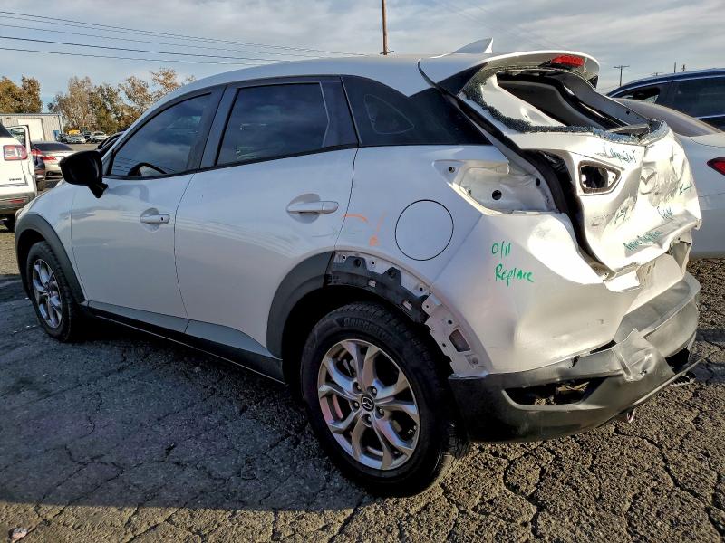 Photo 2 from auction – 2019 MAZDA CX-3 SPORT with VIN JM1DKDB74K1460434