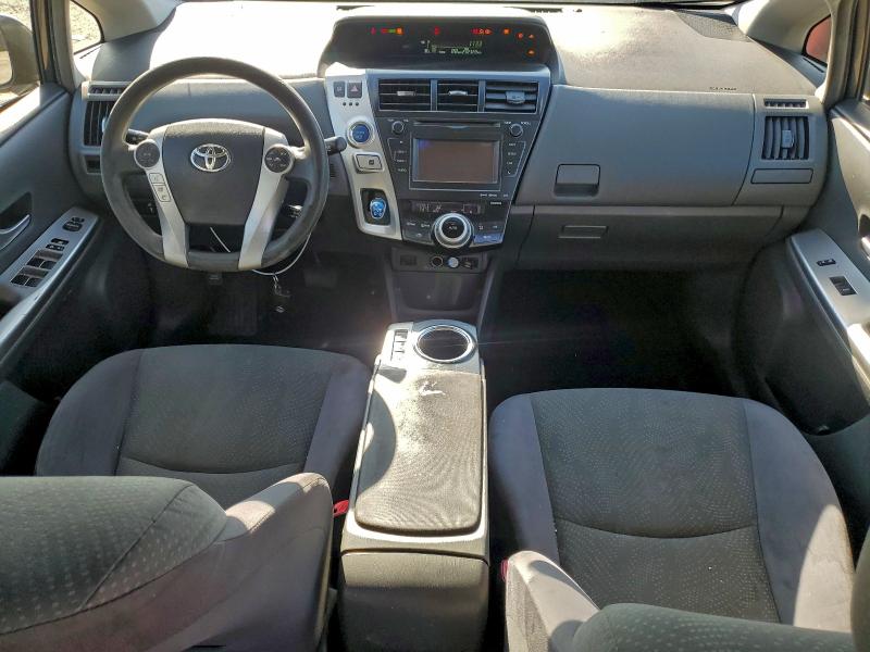 Photo 8 from auction – 2014 TOYOTA PRIUS V with VIN JTDZN3EU5EJ008876