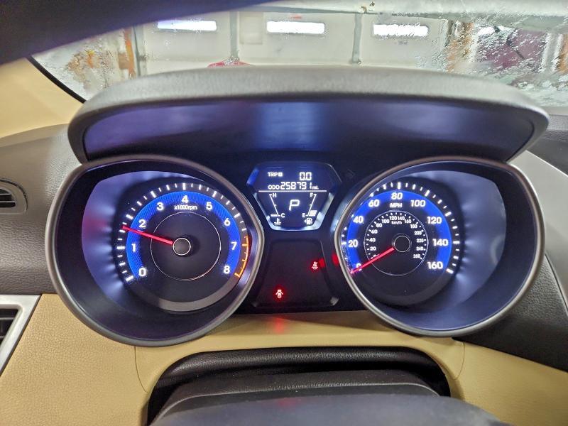 Photo 9 from auction – 2012 HYUNDAI ELANTRA GL with VIN 5NPDH4AE3CH148517