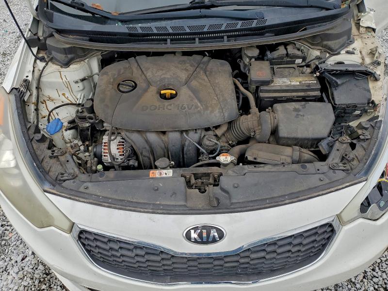 Photo 11 from auction – 2016 KIA FORTE LX with VIN KNAFK4A65G5591967