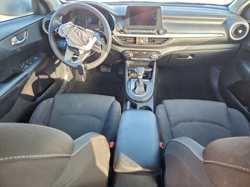 Photo 8 from auction – 2019 KIA FORTE FE with VIN 3KPF24AD7KE116187
