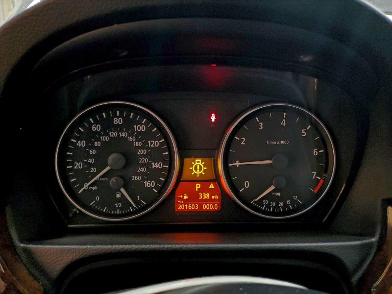 Photo 9 from auction – 2006 BMW 325 I with VIN WBAVB13596KX45465
