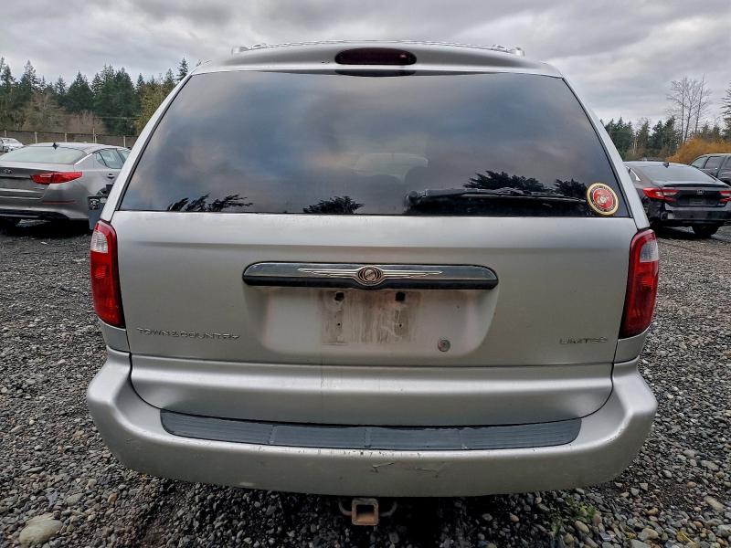 Photo 6 from auction – 2001 CHRYSLER TOWN & COU with VIN 2C8GP64L21R251755