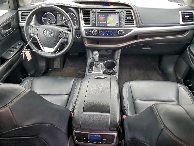 صورة رقم 8 من المزاد - 2015 TOYOTA HIGHLANDER مع VIN 5TDJKRFH6FS167193