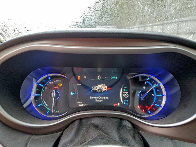 Photo 9 from auction – 2018 CHRYSLER PACIFICA H with VIN 2C4RC1L78JR198461