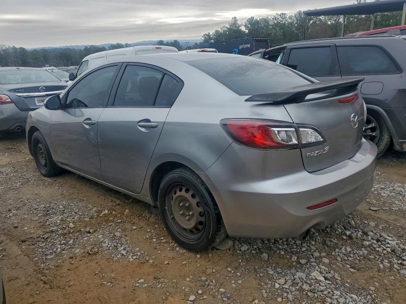 Photo 2 from auction – 2013 MAZDA 3 with VIN JM1BL1U78D1837740