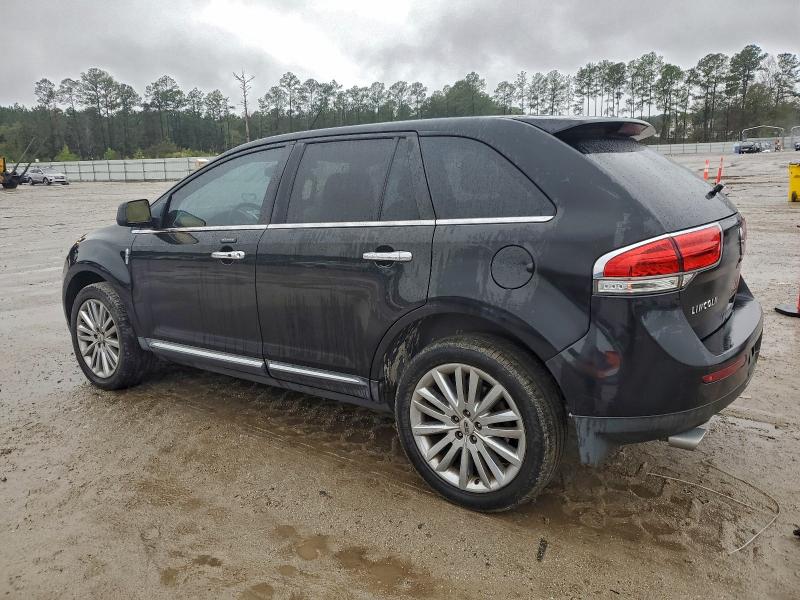 Photo 2 from auction – 2011 LINCOLN MKX with VIN 2LMDJ6JK3BBJ16540