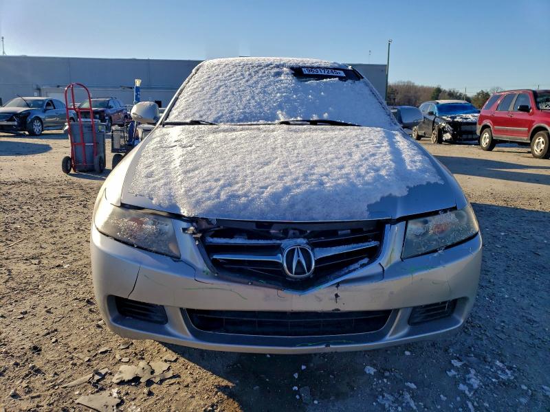 Photo 5 from auction – 2004 ACURA TSX with VIN JH4CL96884C030789
