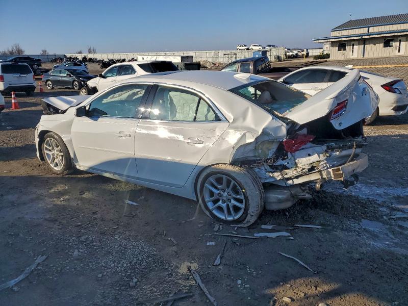 Photo 2 from auction – 2015 CHEVROLET MALIBU 1LT with VIN 1G11C5SL3FF270614