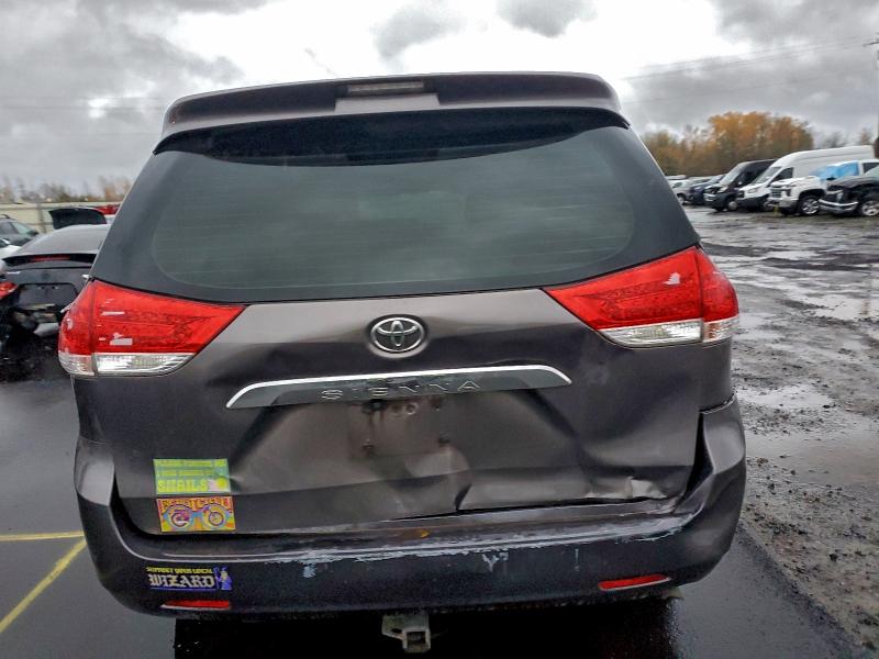 Photo 6 from auction – 2014 TOYOTA SIENNA with VIN 5TDZK3DC2ES439440