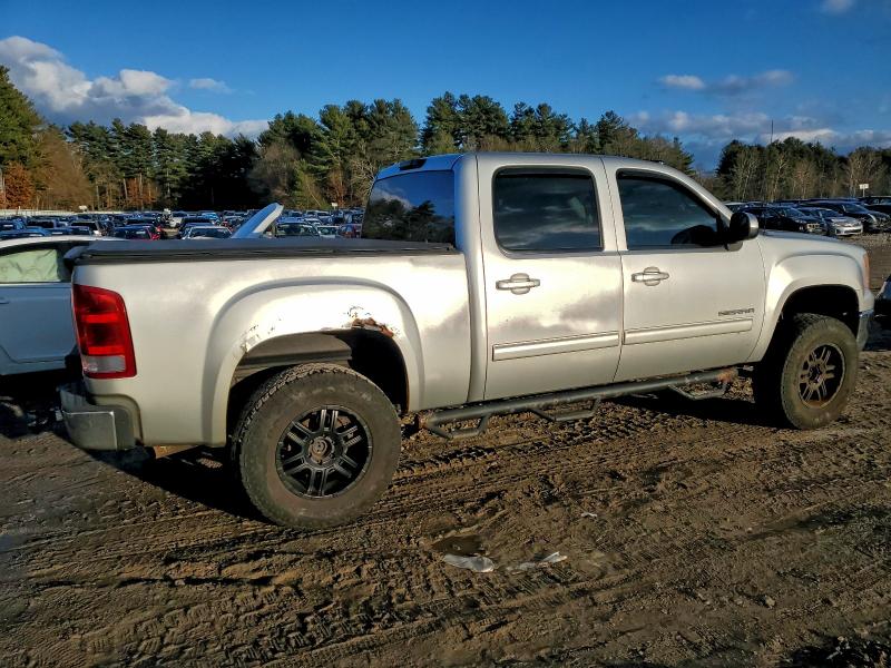 Photo 3 from auction – 2011 GMC SIERRA K15 with VIN 3GTP2WE31BG235228