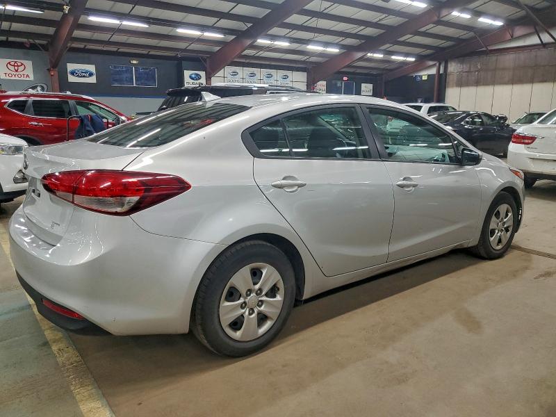 Photo 3 from auction – 2018 KIA FORTE LX with VIN 3KPFK4A75JE258207