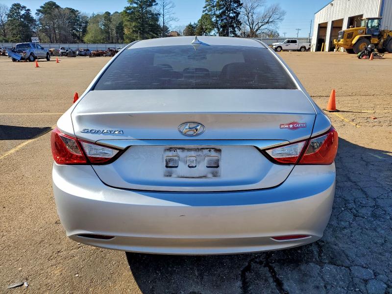 Photo 6 from auction – 2013 HYUNDAI SONATA GLS with VIN 5NPEB4AC2DH605940