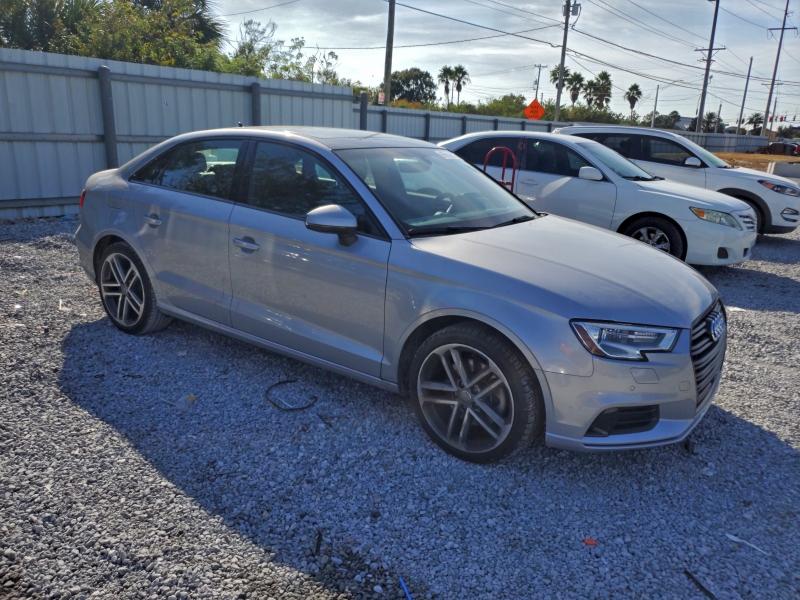 Photo 4 from auction – 2020 AUDI A3 PREMIUM with VIN WAUAUGFF9LA097062