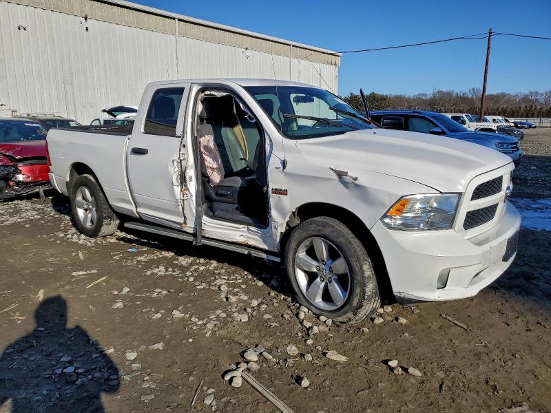 Photo 4 from auction – 2014 RAM 1500 with VIN 1C6RR7FT4ES338589