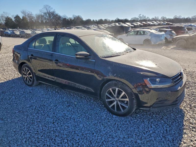 Photo 4 from auction – 2017 VOLKSWAGEN JETTA SE with VIN 3VWDB7AJXHM293875