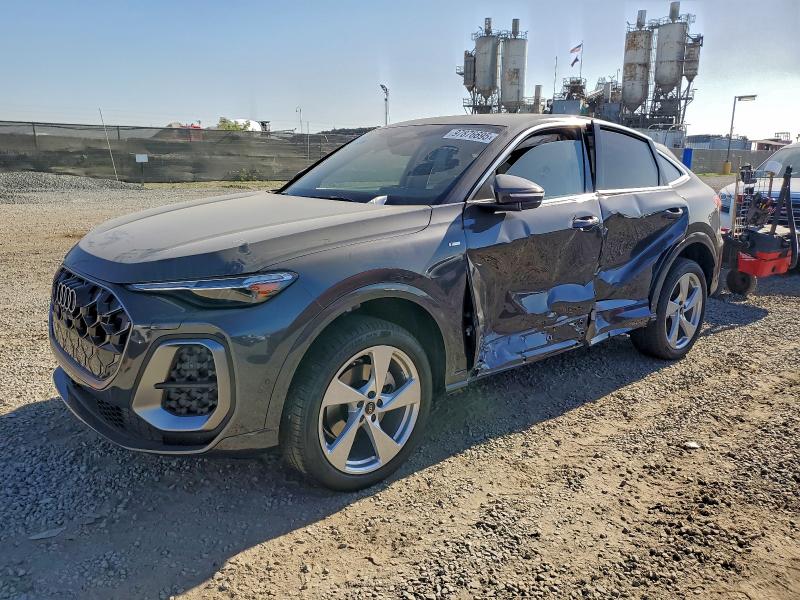 AUDI Q5 2025 with VIN WA1EAAGU7S2074244 - Photo from auction