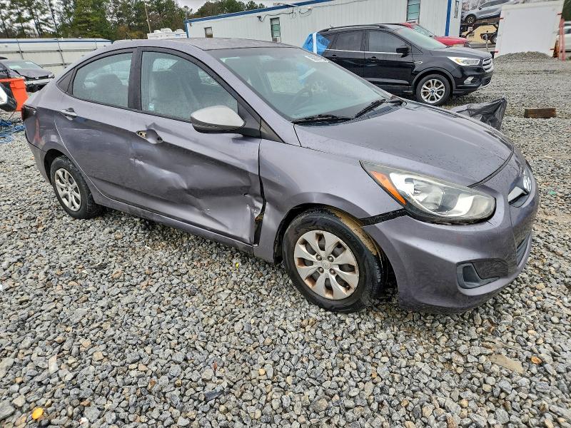 Photo 4 from auction – 2014 HYUNDAI ACCENT GLS with VIN KMHCT4AE6EU616075