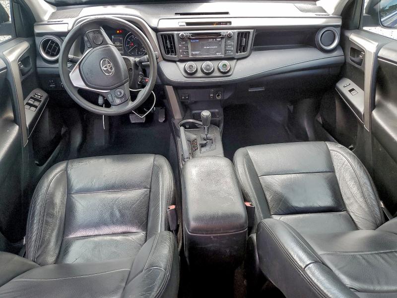 Photo 8 from auction – 2017 TOYOTA RAV4 LE with VIN 2T3ZFREV0HW399014
