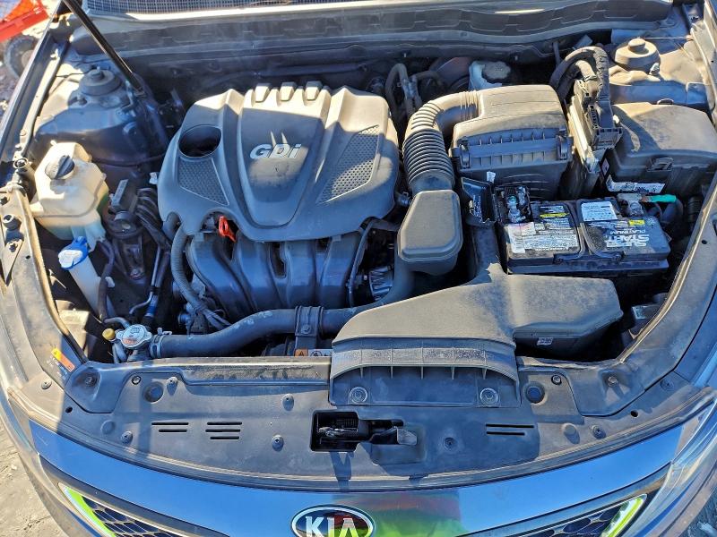Photo 11 from auction – 2015 KIA OPTIMA LX with VIN KNAGM4A70F5598914