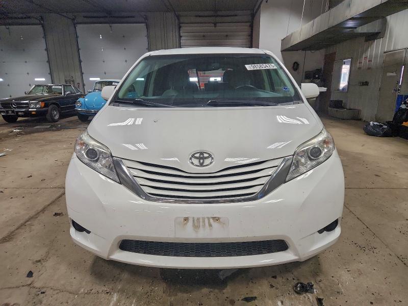 Photo 5 from auction – 2015 TOYOTA SIENNA LE with VIN 5TDKK3DC5FS664650