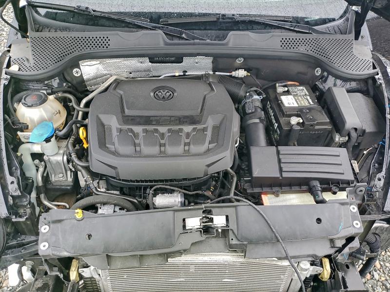 Photo 11 from auction – 2018 VOLKSWAGEN BEETLE SE with VIN 3VWJD7ATXJM726907