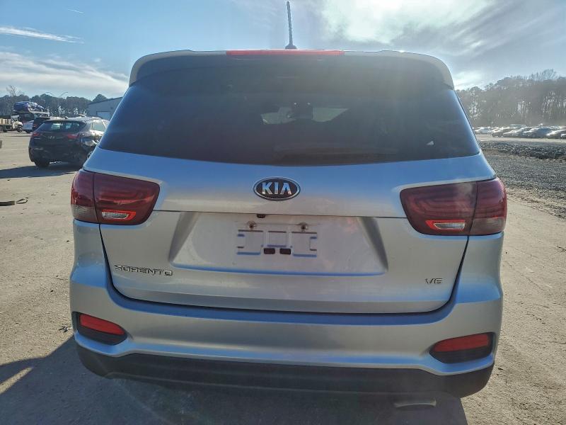 Photo 6 from auction – 2019 KIA SORENTO with VIN 5XYPG4A58KG559935