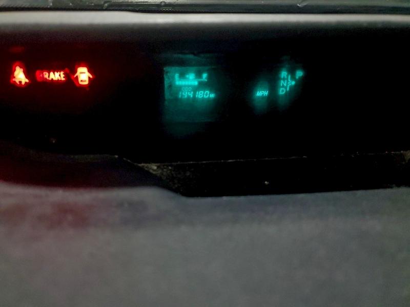 Photo 9 from auction – 2005 TOYOTA PRIUS with VIN JTDKB20U853001629