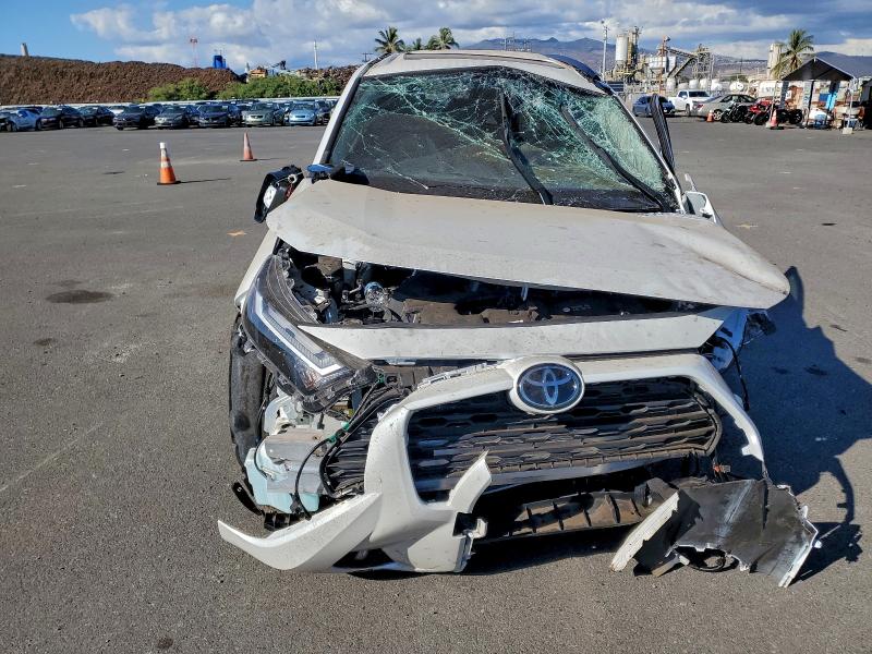 Photo 5 from auction – 2023 TOYOTA RAV4 with VIN JTMC1RFV5PD096549