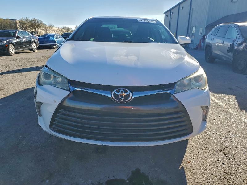 Photo 5 from auction – 2017 TOYOTA CAMRY with VIN 4T1BF1FK4HU694987