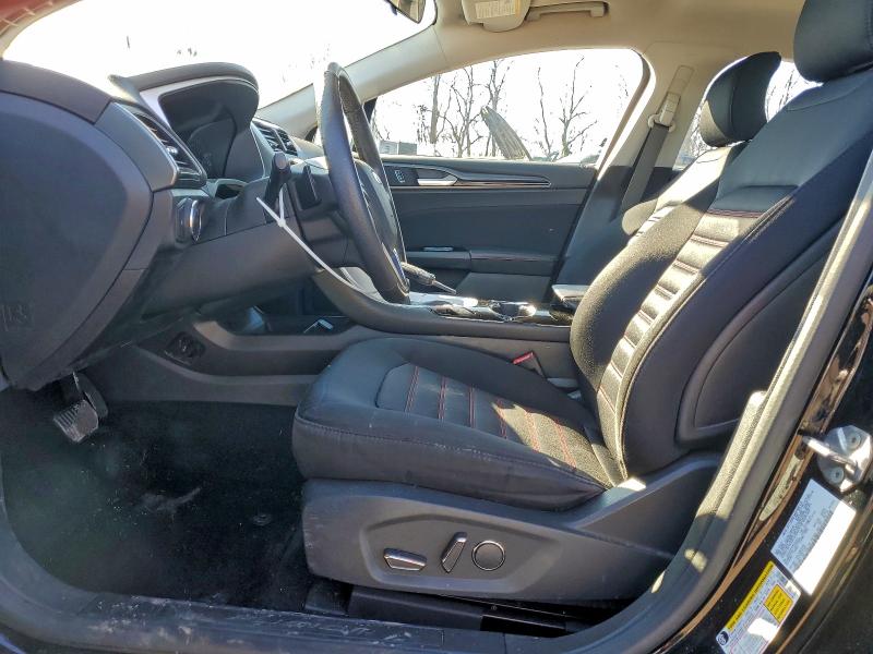 Photo 7 from auction – 2016 FORD FUSION SE with VIN 3FA6P0T97GR235169