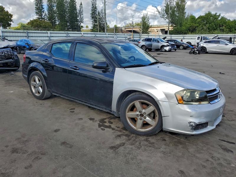 Photo 4 from auction – 2013 DODGE AVENGER with VIN 1C3CDZCB2DN717662