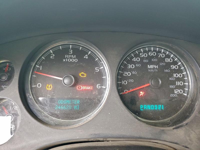 Photo 9 from auction – 2007 GMC YUKON with VIN 1GKFC13J17J103402