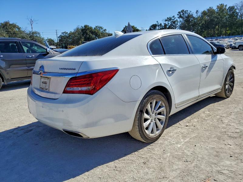 Photo 3 from auction – 2016 BUICK LACROSSE with VIN 1G4GB5G35GF126850