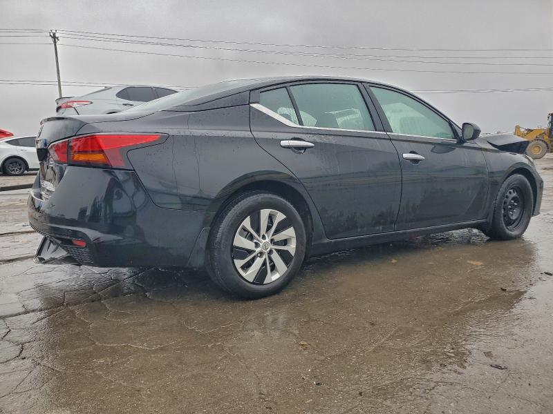 Photo 3 from auction – 2024 NISSAN ALTIMA with VIN 1N4BL4BV1RN425507