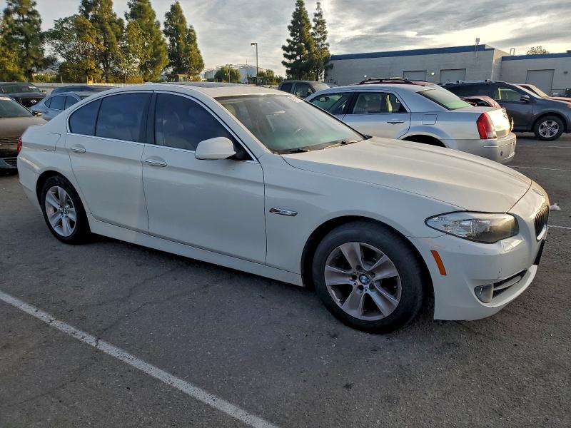 Photo 4 from auction – 2012 BMW 528 I with VIN WBAXG5C52CDY29807
