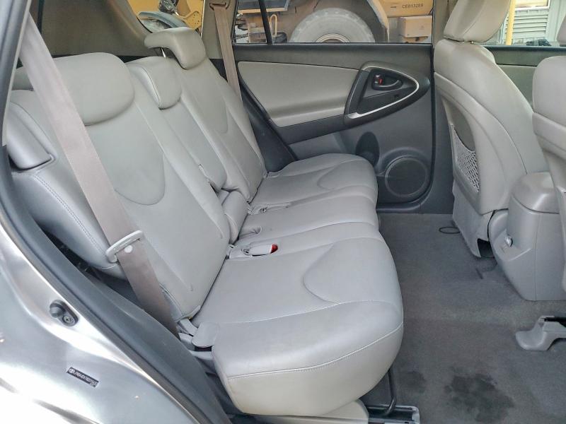 Photo 11 from auction – 2010 TOYOTA RAV4 LIMIT with VIN JTMDK4DV7AD015632