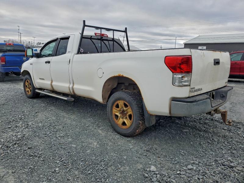 Photo 2 from auction – 2011 TOYOTA TUNDRA with VIN 5TFCY5F12BX011708