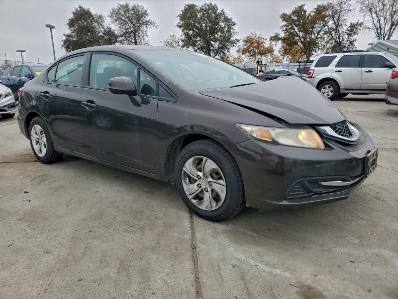Photo 4 from auction – 2013 HONDA CIVIC LX with VIN 19XFB2F5XDE209360